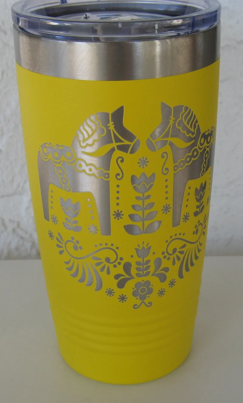 Stainless steel tumbler "Dala horses on yellow" 7" x 3.5"
