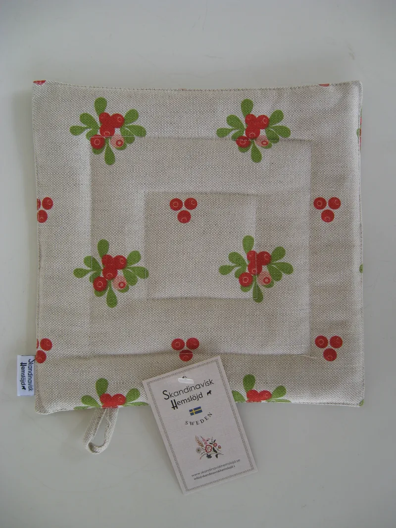 Lingonberry pot holder  9" x 9" Made in Sweden