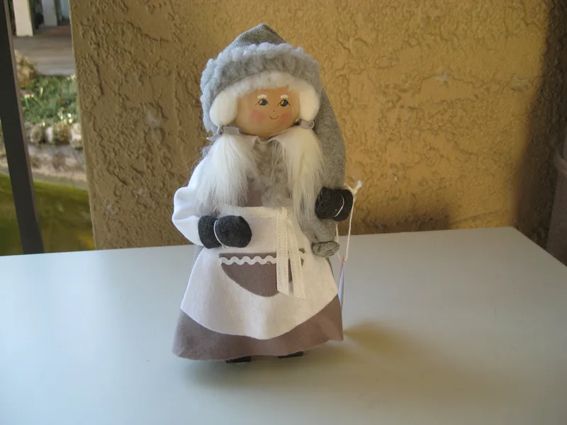 Grey lady tomte 8" Butticki of Sweden