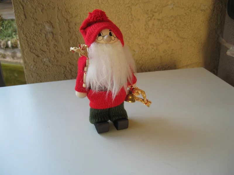 Tomte w/ornaments  8"  Ljungströms of Sweden