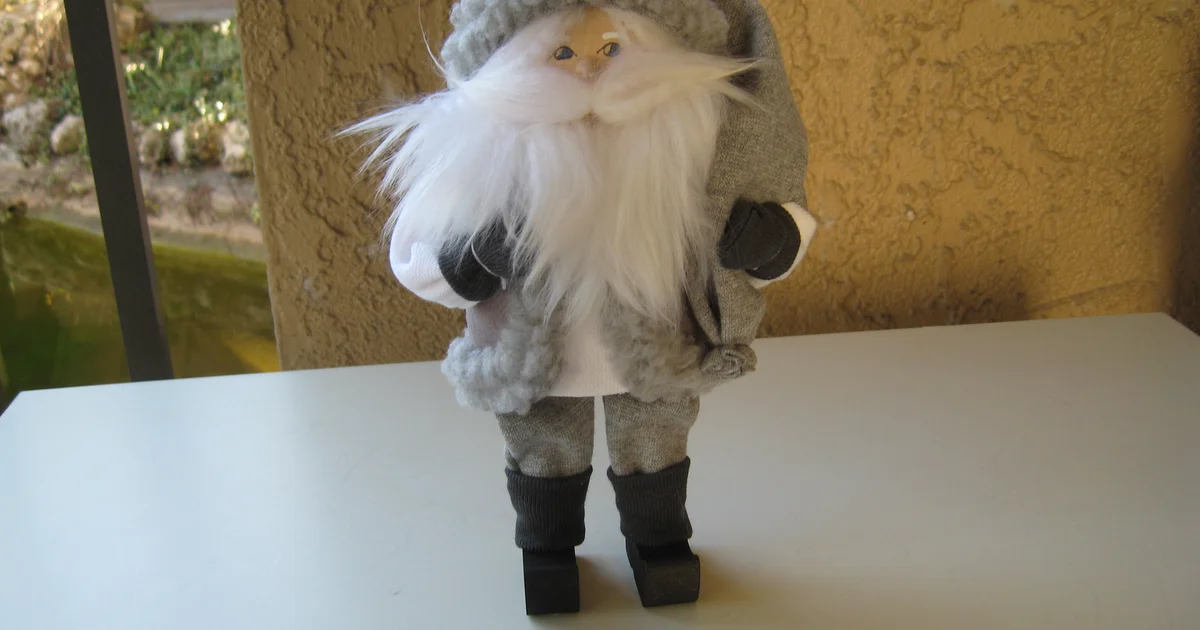 Grey tomte 8
