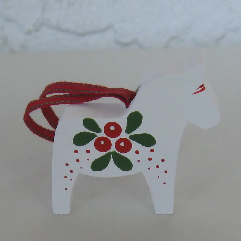 Handpainted white Dalahorse ornament, 2" x 2"