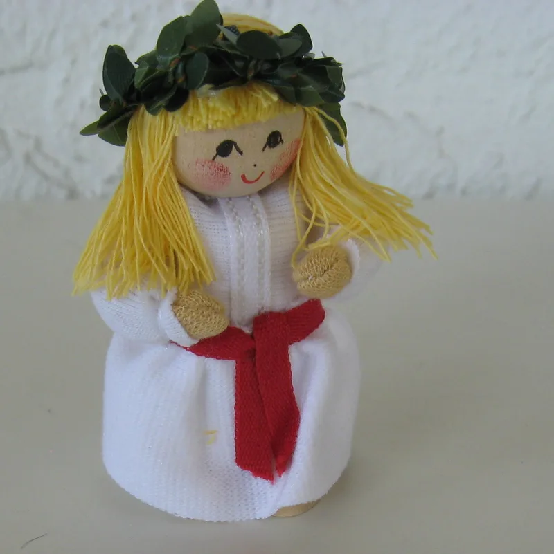 Lucia  3.5"   Butticki of Sweden
