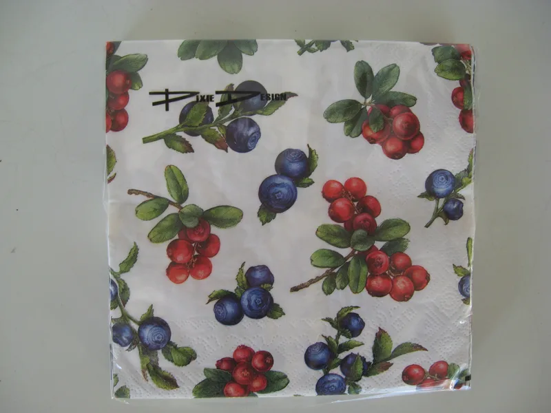 Blueberry/lingonberry luncheon napkins