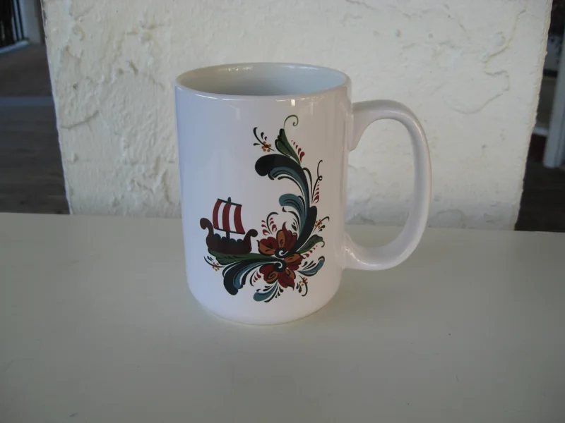 Viking ship/Rosemaling mug