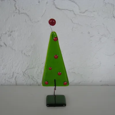 Red dot Christmas tree by Ebba Krarup of Denmark 6.5" x 2" glass