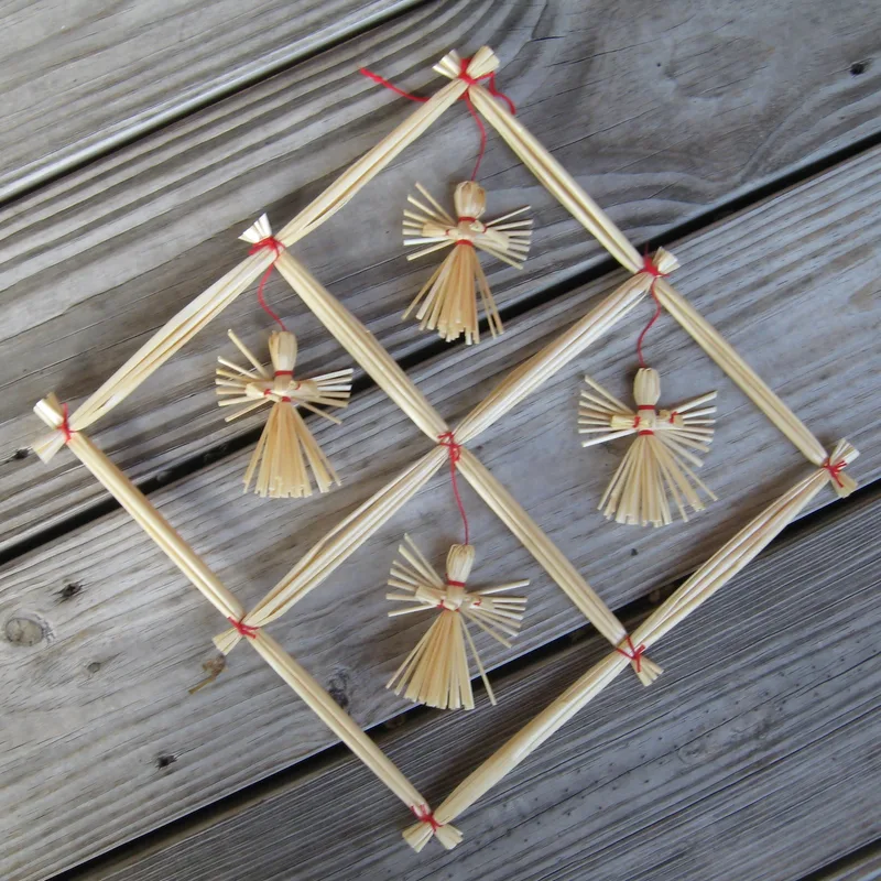 Straw angel mobile 14" x 14"  Sweden