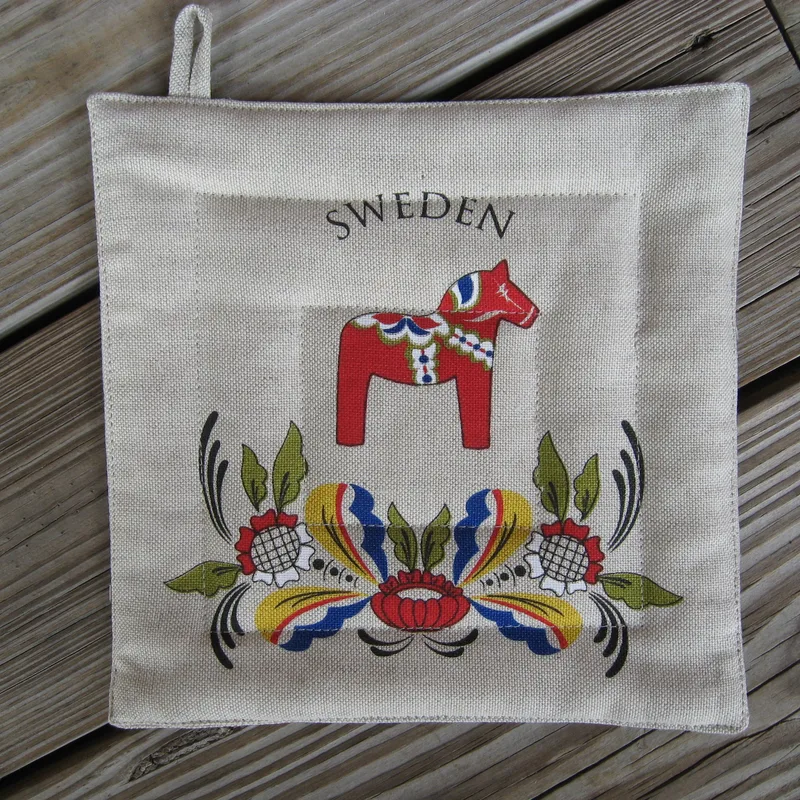 "Sweden" pot holder  8.5" x 8.5"  55% linen, 45% cotton  Made in Sweden