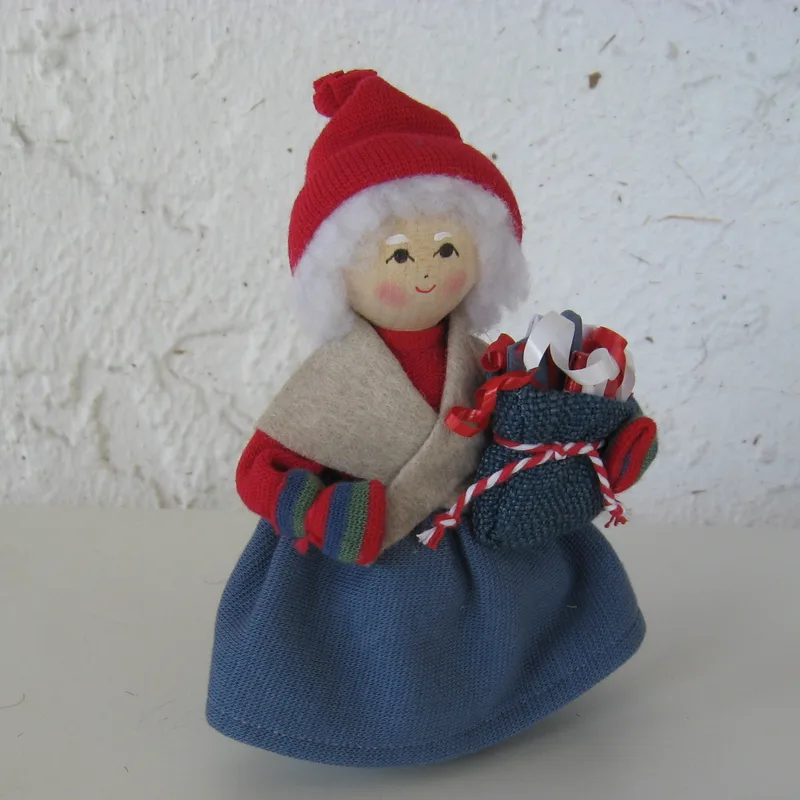 tomte lady w/blue sack 6" tall Butticki of Sweden
