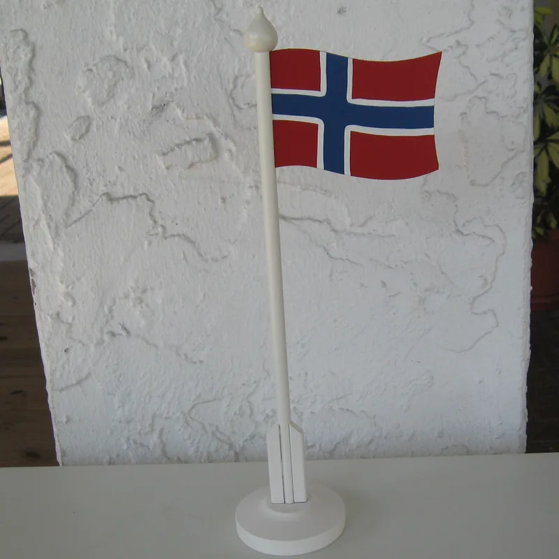 Handpainted wood Norwegian table flag