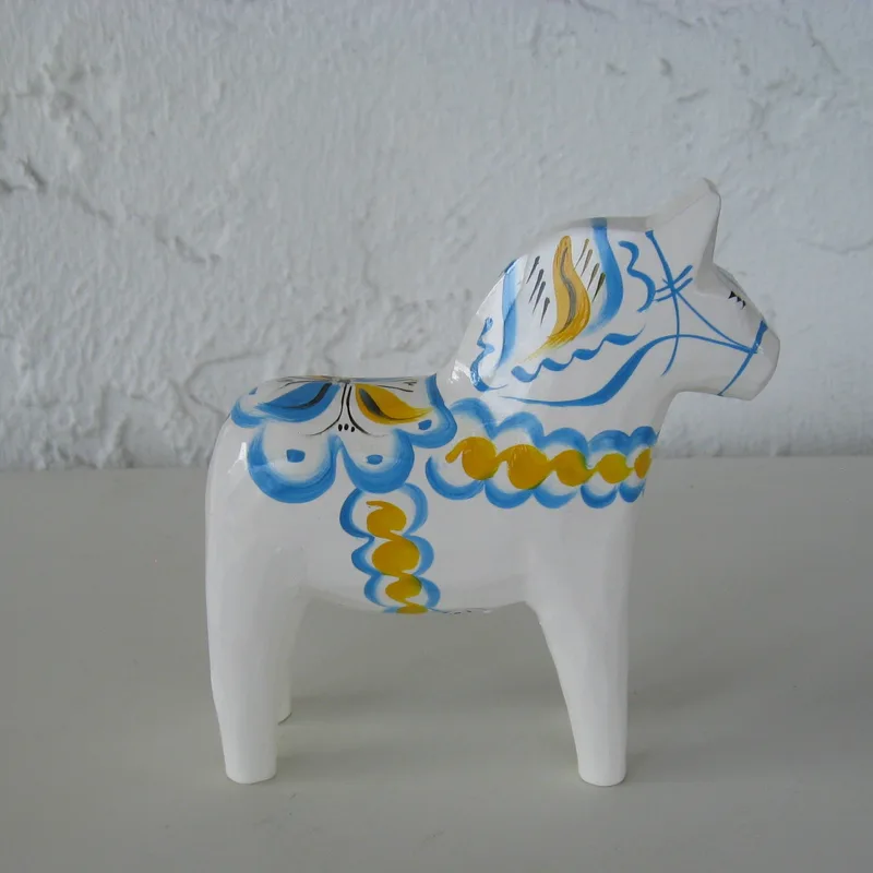Sweden Dala Horse, white with yellow and blue markings 5"