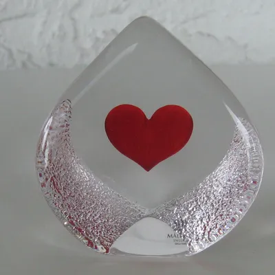 Mats Jonasson "Heart" crystal ice block 3" x 3"