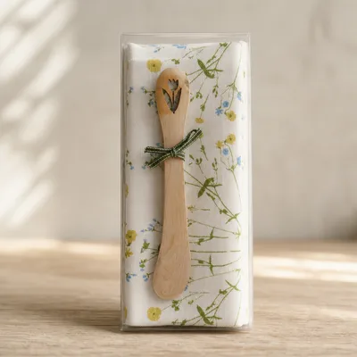 Boxed dish towel "Meadow" and juniper spreader (tulip) 27" x 18" Made in Sweden
