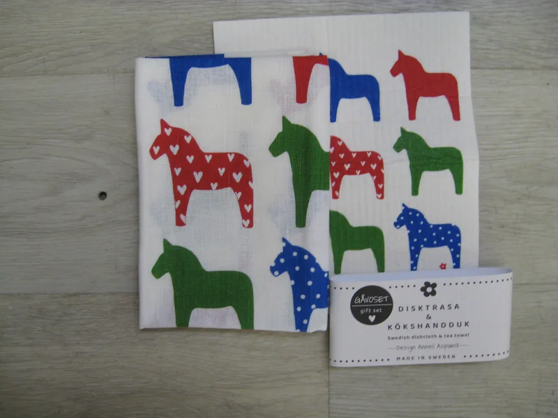 Gift Set: Swedish dish cloth (8" x 7") & tea towel (27" x 19") "Dala horses" Made in Sweden by Anneko